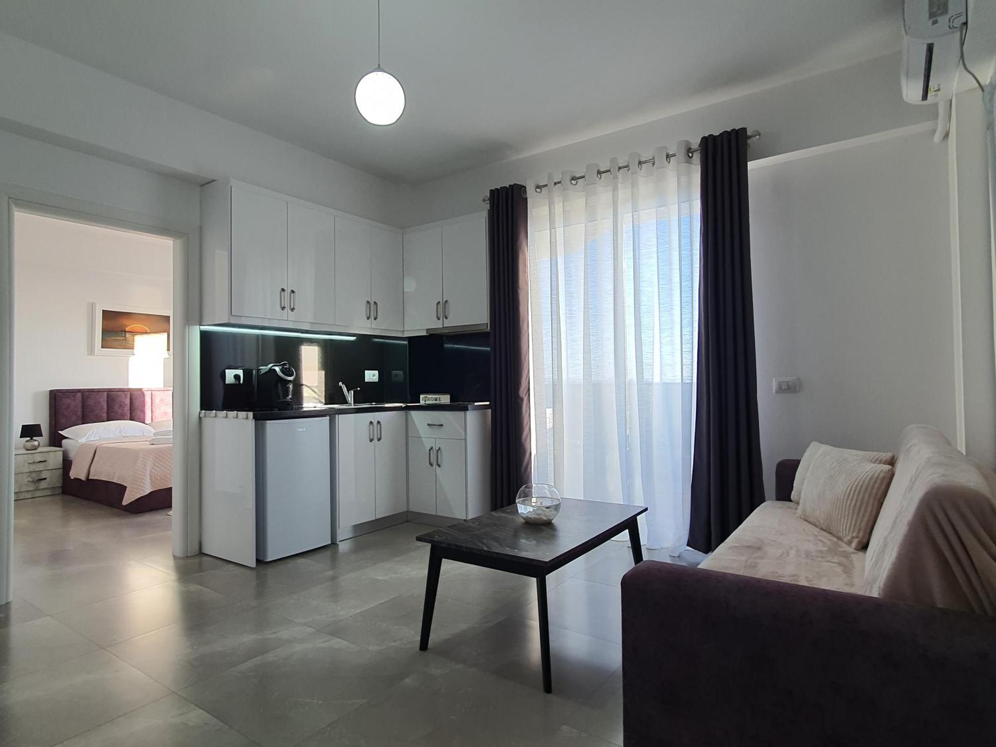Flore Rooms Sarandë Eksteriør billede