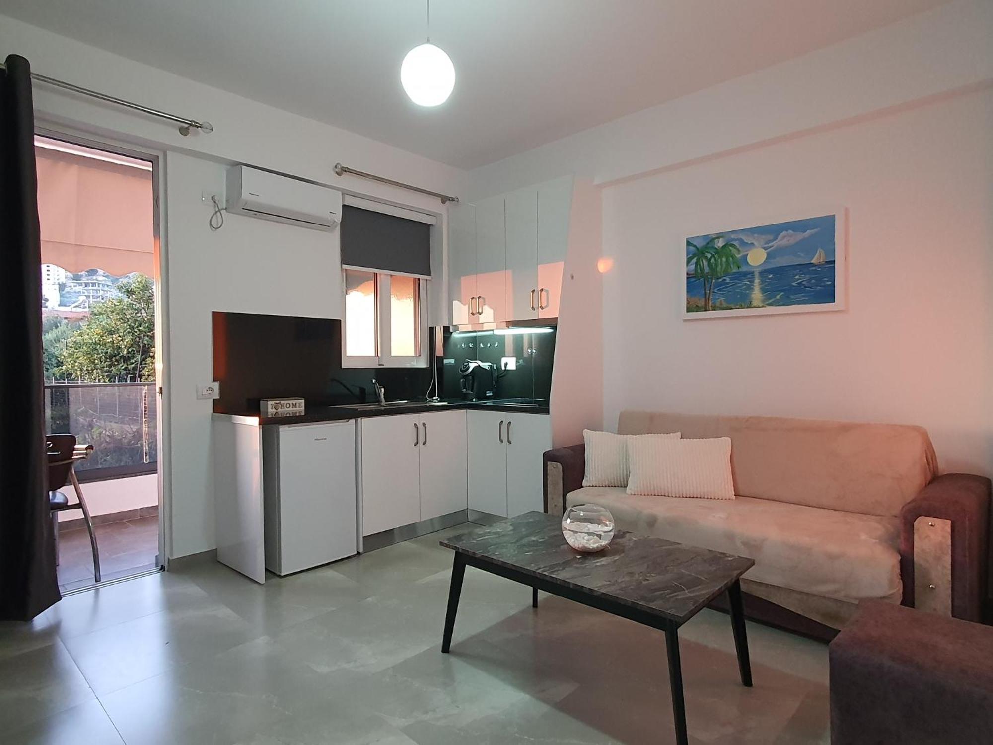 Flore Rooms Sarandë Eksteriør billede