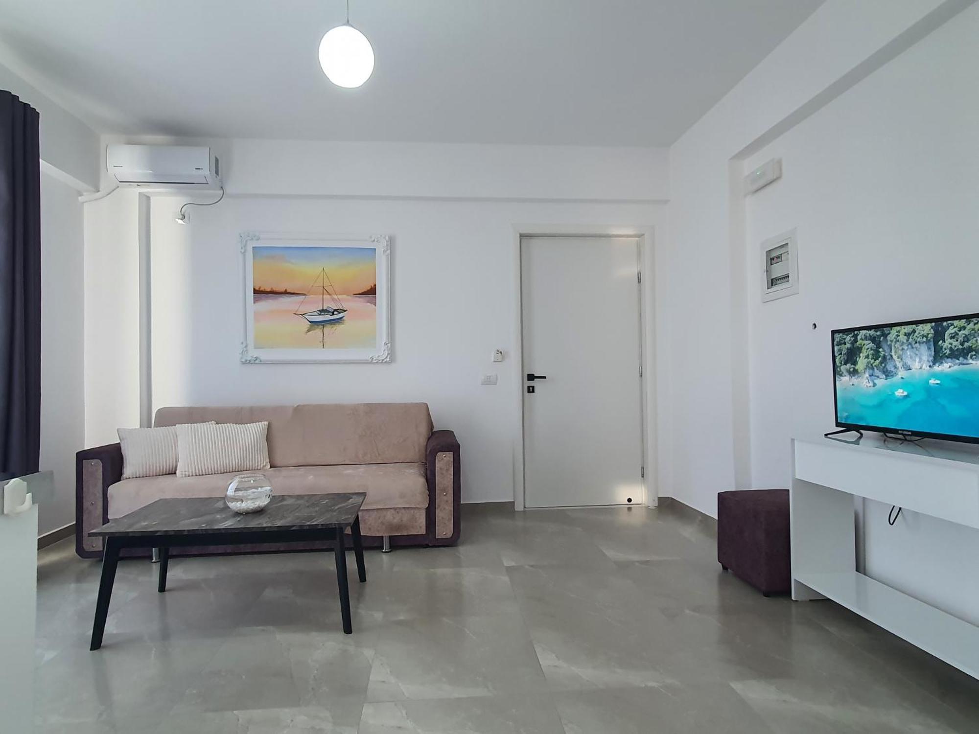 Flore Rooms Sarandë Eksteriør billede