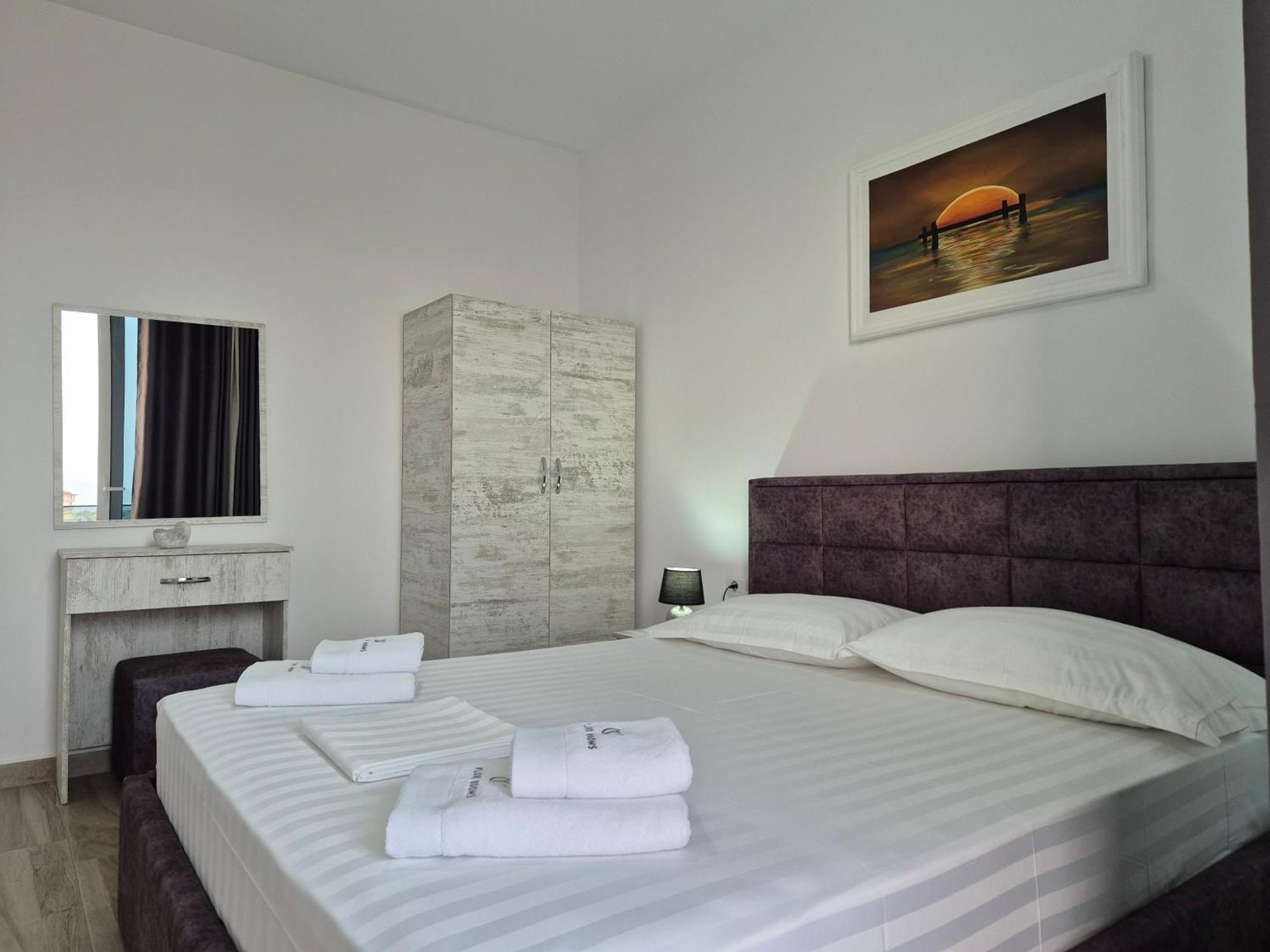 Flore Rooms Sarandë Eksteriør billede