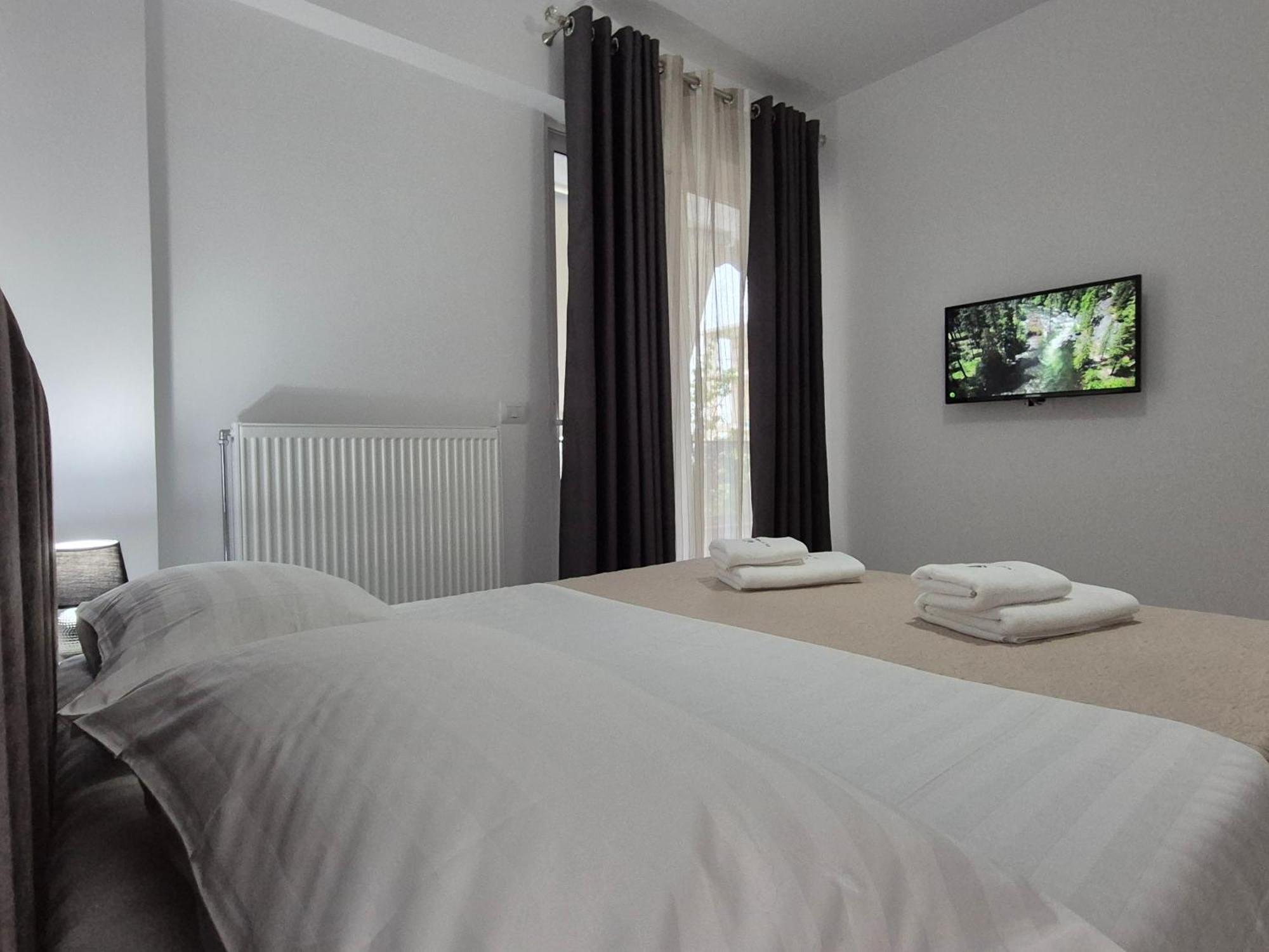 Flore Rooms Sarandë Eksteriør billede