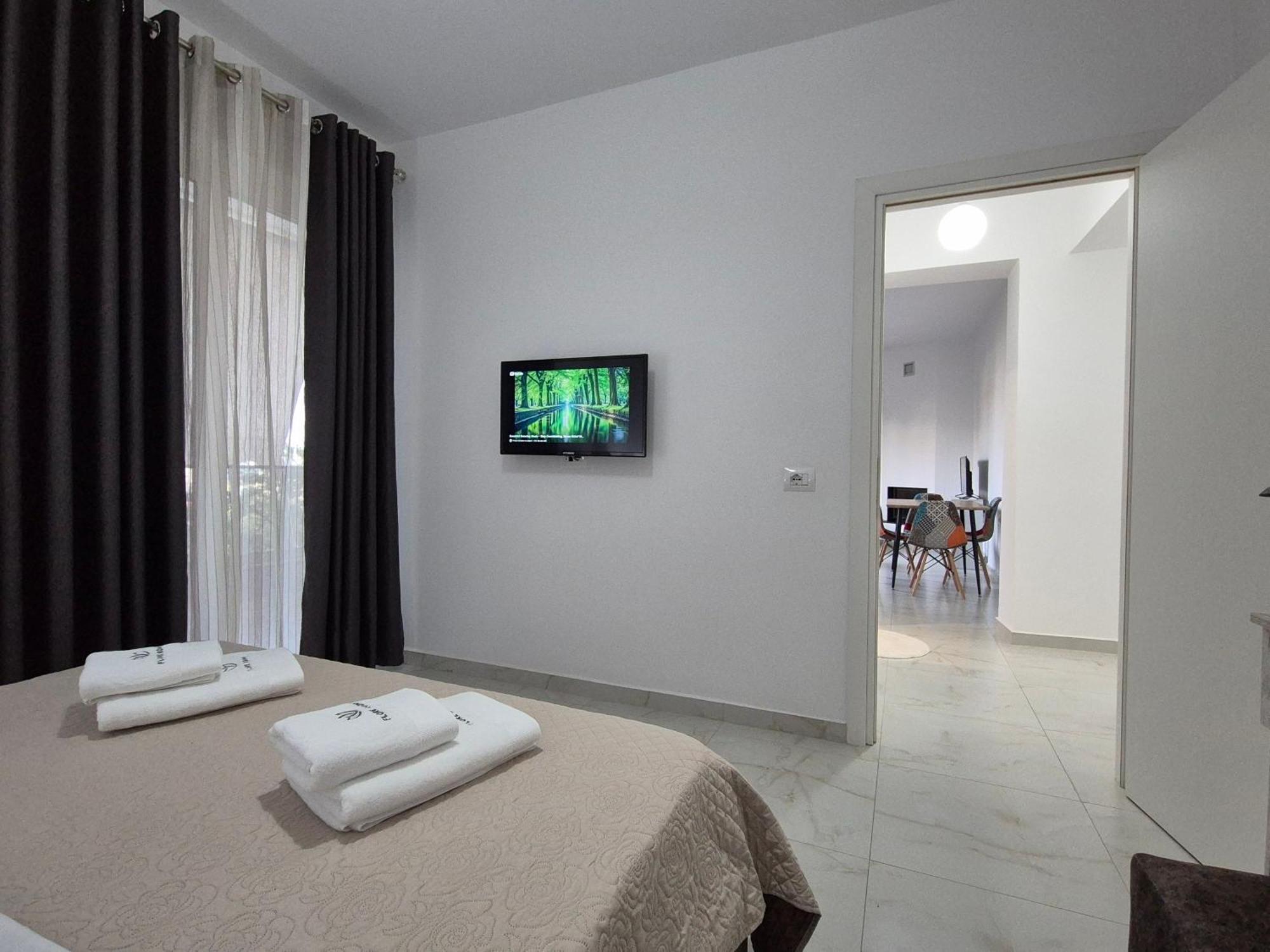 Flore Rooms Sarandë Eksteriør billede