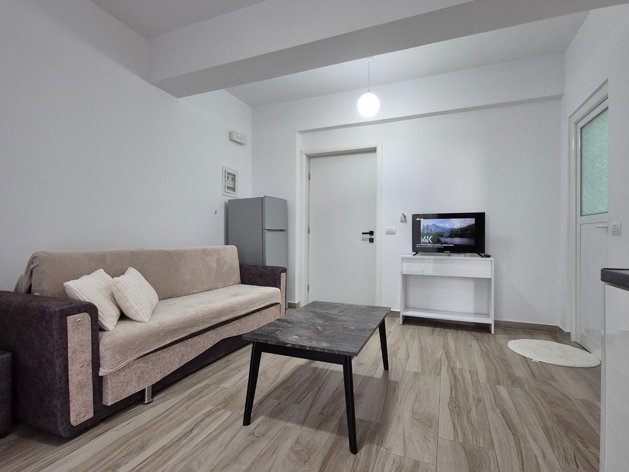 Flore Rooms Sarandë Eksteriør billede